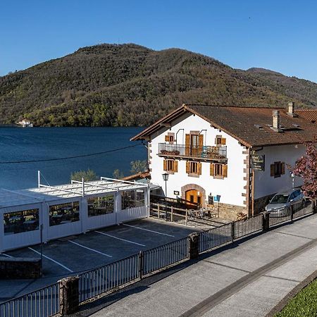 Hostal Etxeberri Eugi Exterior foto
